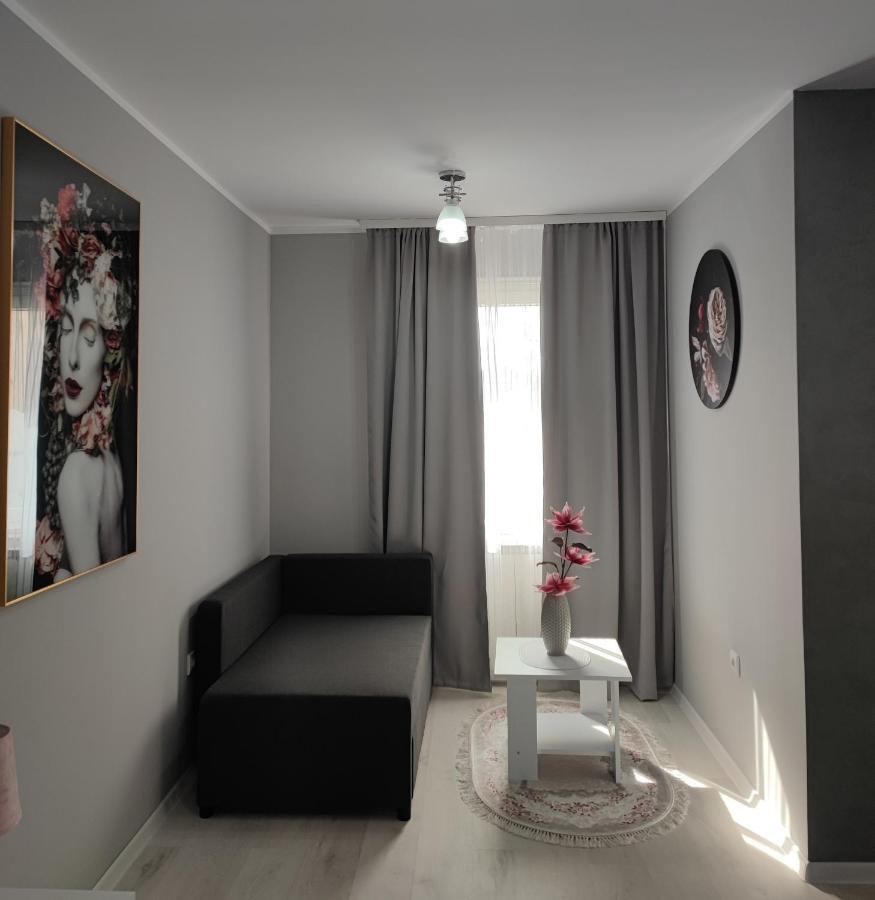 Apartment Flora Surcin